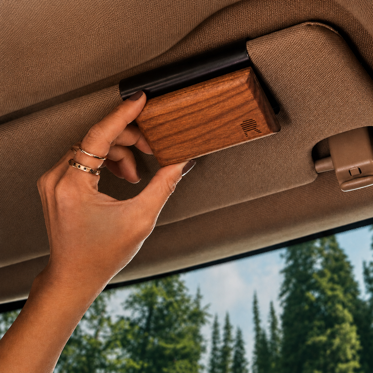 Aroma Sun Visor Wood Air Freshener
